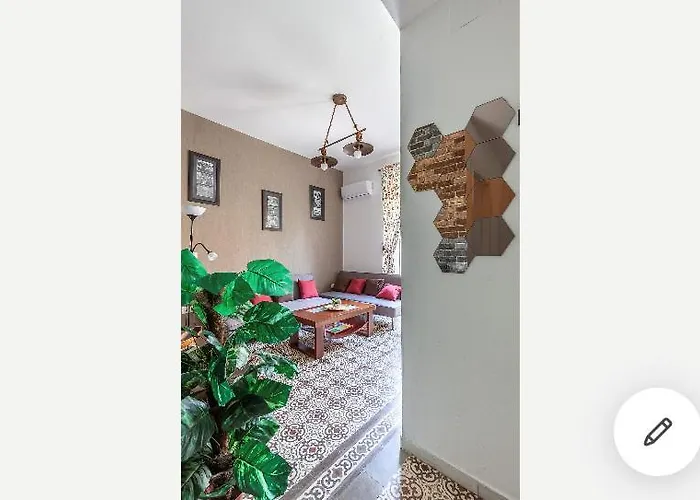 Violeta With Cozy Balcony Διαμέρισμα *