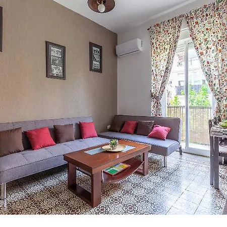 Appartement Violeta With Cozy Balcony